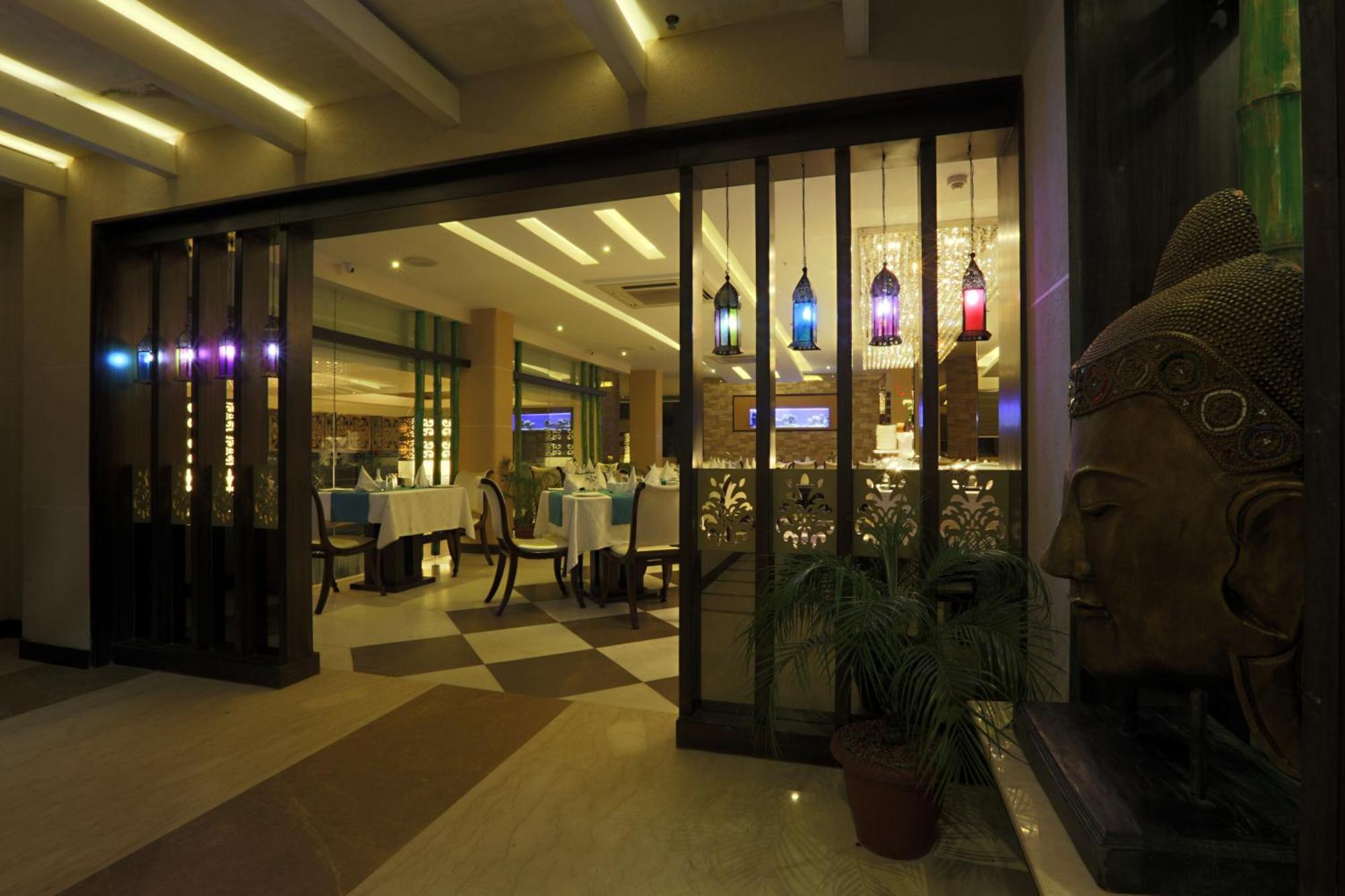Hotel Aroma Delhi Airport New Delhi